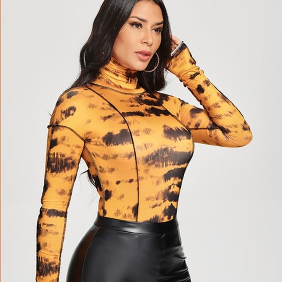 Women's Black & Orange Wild Tiger Print Long Sleeve Tie Dye Turtleneck Top - Picture 3 of 6